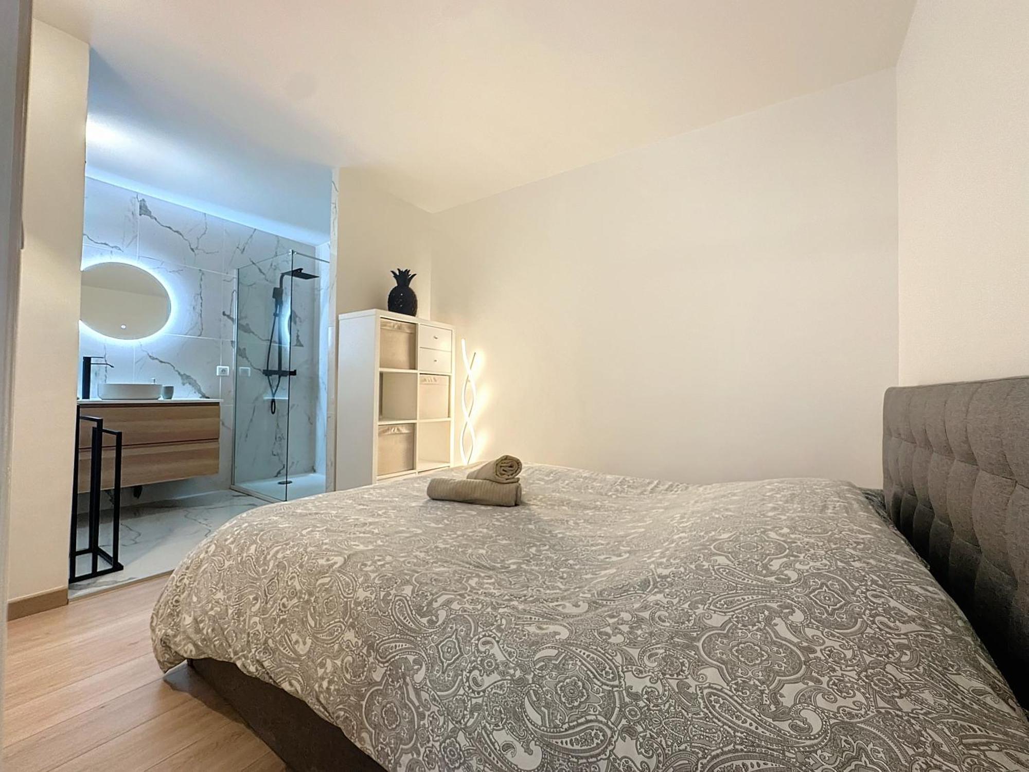 2 Pieces - Parking - Jacuzzi - Food & Drink - Love Mentone Esterno foto